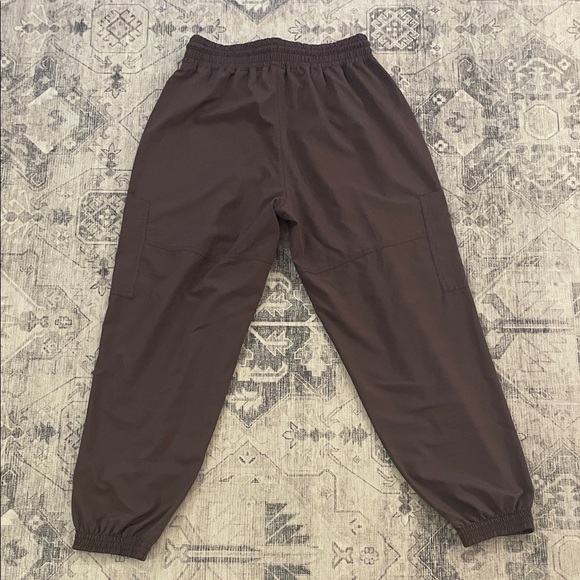 Women’s Old Navy Stretch Tech Purple Jogger - Picture 4 of 6